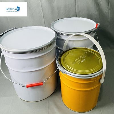شراء 0دلو معدني بطلاء أبيض ذو مسدس ذو 5 لتر online manufacture